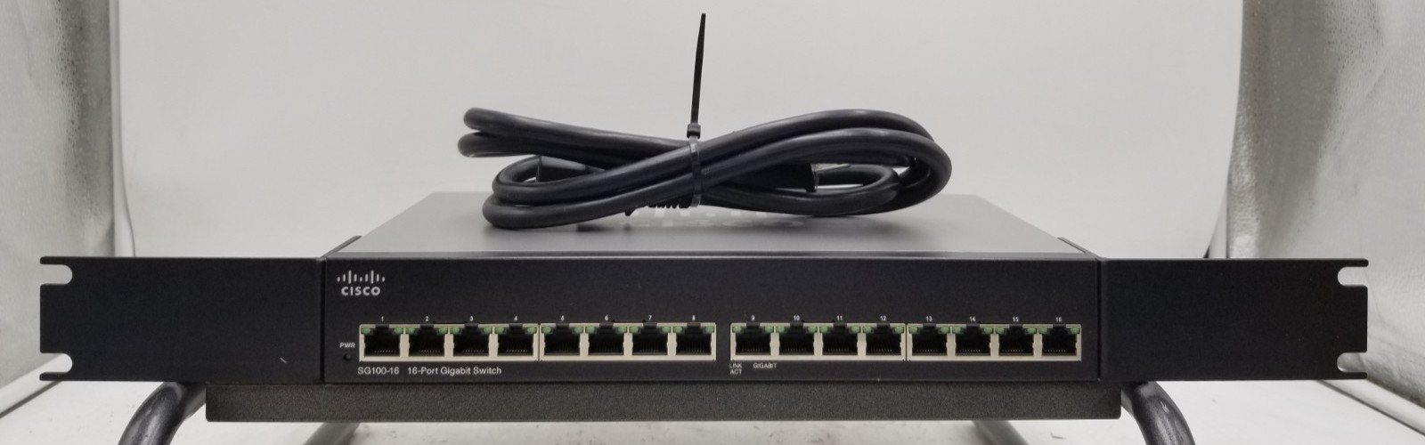 Cisco SG100-16 16 Port Gigabit Network Switch