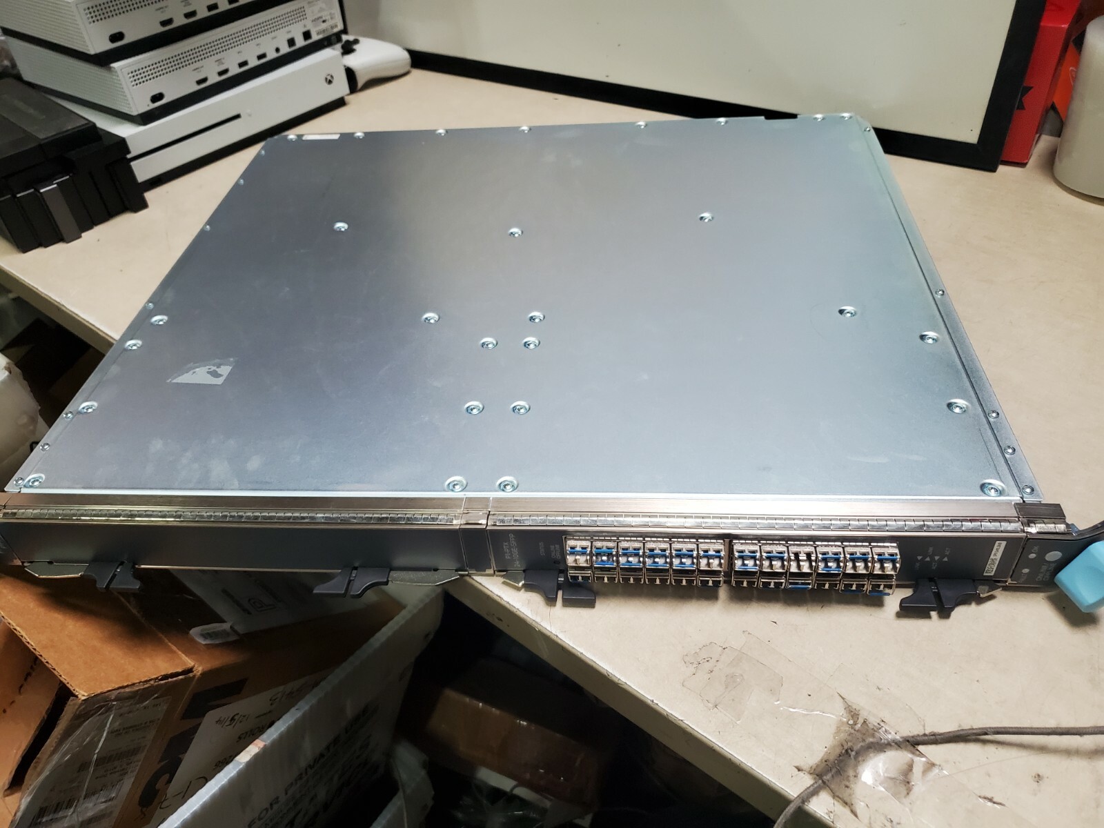 Juniper FPC-PTX-P1-A-C PTX5000 + 24 Transceivers P1-PTX 24-10GE-SFPP  AS IS 