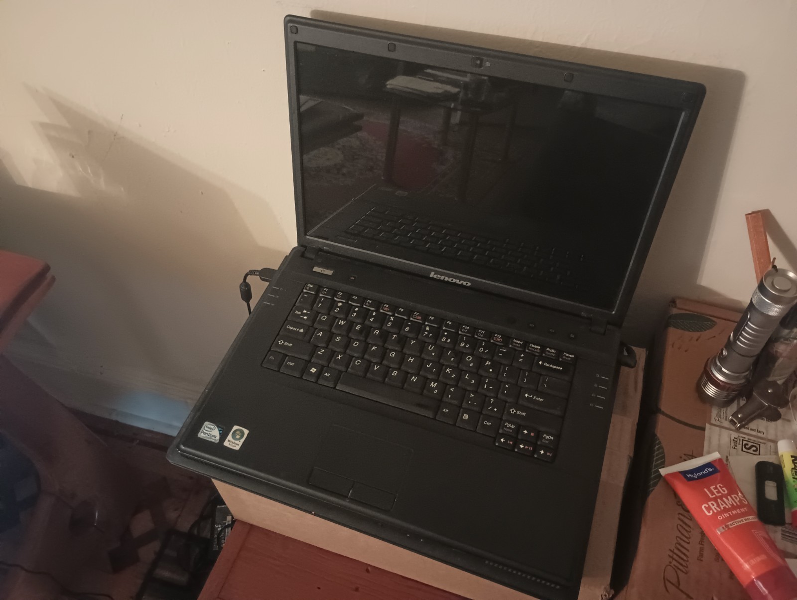 Lenovo G530 Laptop - LOW PRICE FACTORY RESTORED HARD DRIVE WIPED