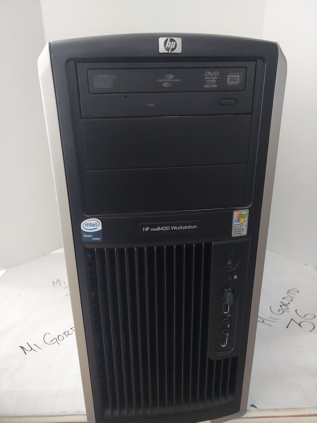 HP xw8400 Workstation Xeon Windows XP Quadro FX 1500 ATTO Ultra320 SCSI FireWire