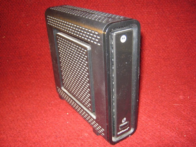 Motorola Surfboard SBG 6580 for DOCSIS 3.0 with Power Adapter