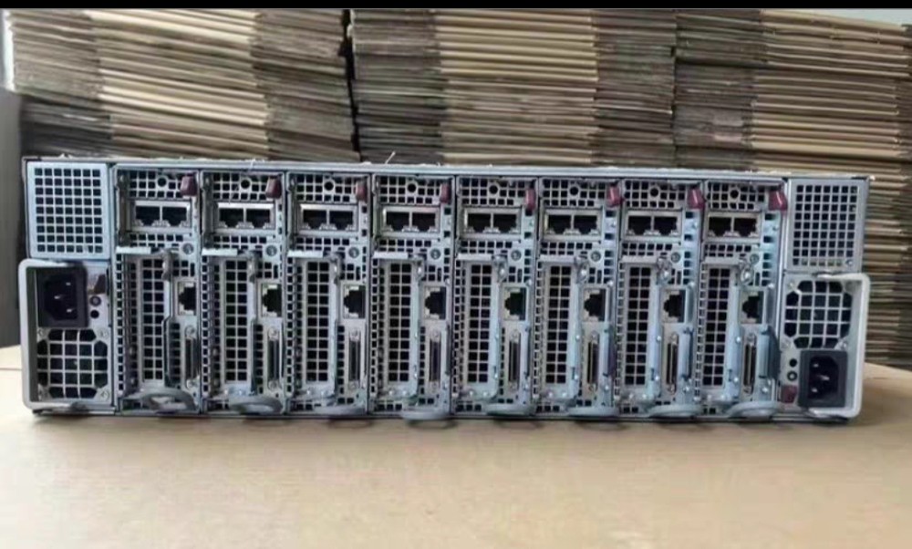 Supermicro 5037MR-H8TRF 8XNode Server / 8X E5-2680 V4 / 16X 32G 2400MHz / 8X 40G NIC
