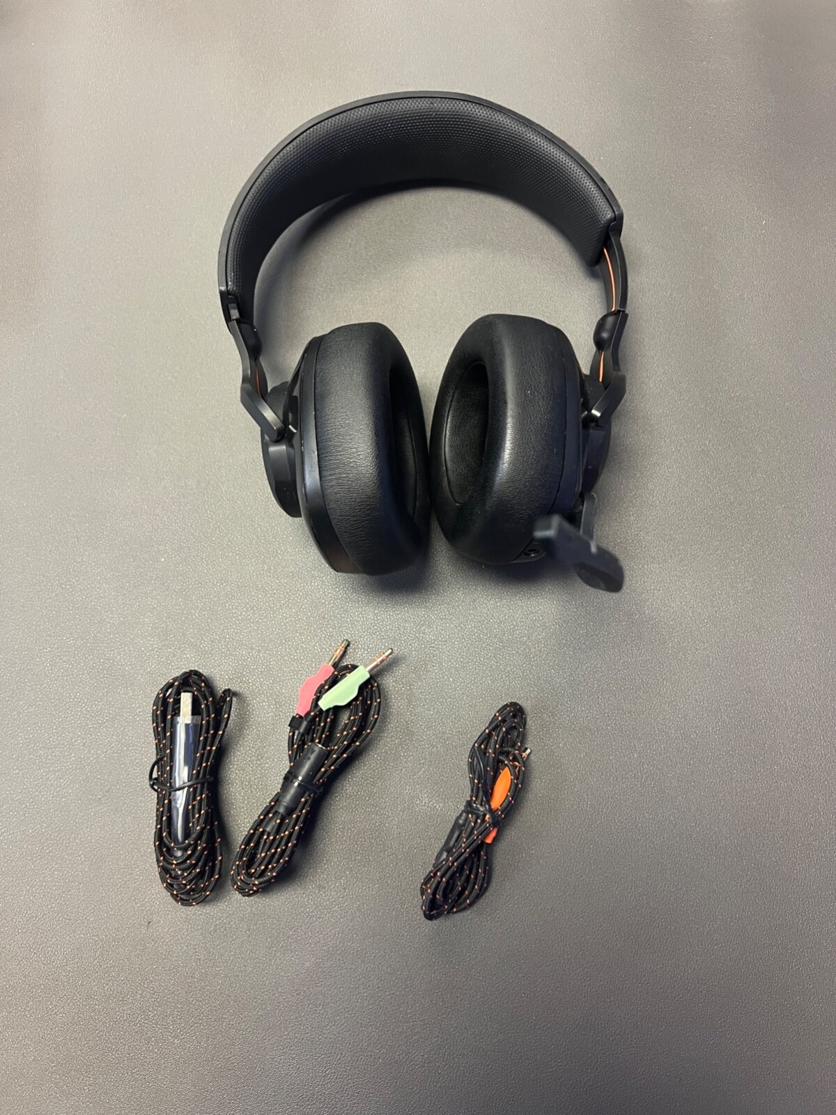 JBL Quantum 400 - Wired Over-Ear Gaming Headphones - Black