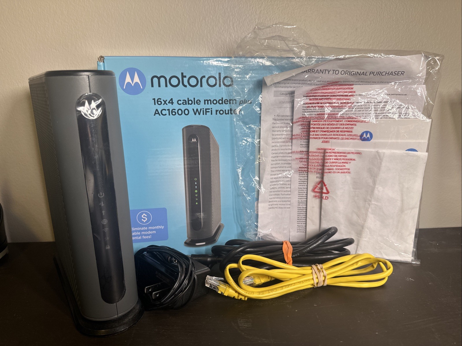 Motorola MG7540 16x4 DOCSIS 3.0 Cable Modem & AC1600 WiFi Router