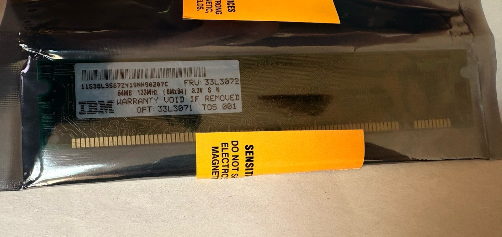 Genuine IBM 33L3072 64MB SDRAM Non ECC PC-133 133Mhz Memory - NEW