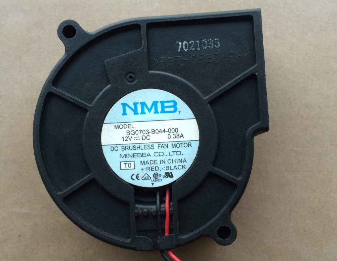 BG0703-B044-000 NMB 75 * 75 * 30MM 12V 0.38A 3000RPM 20CFM 2-Wire Cooling Fan
