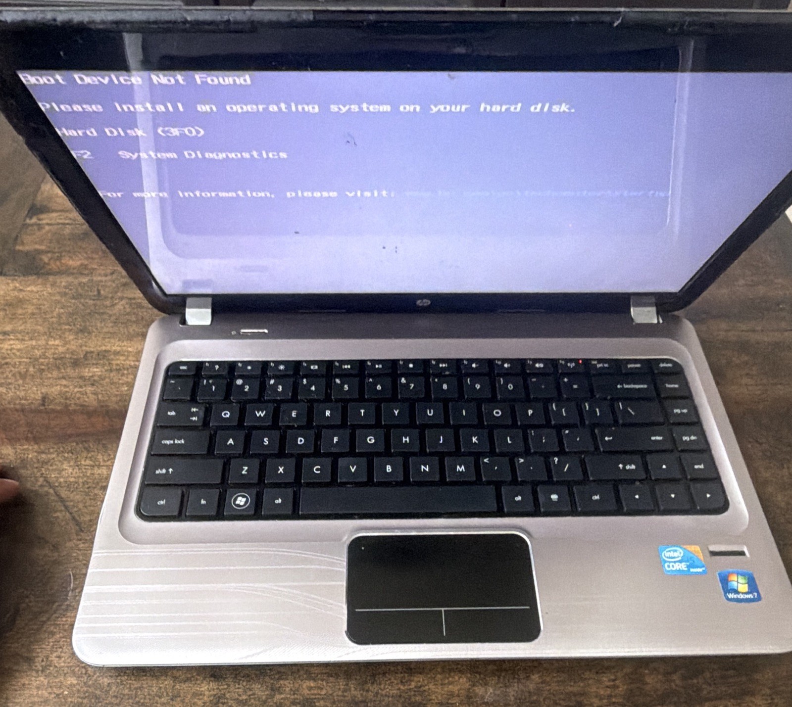 HP Pavilion dm4 14in Intel Core i5 2.40GHz 4GB RAM 500GB HDD Silver No OS