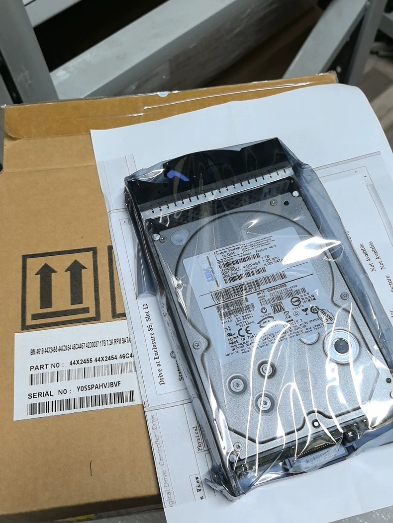 IBM 4619 44X2454 44X2455 1T SATA-FC 7.2K 3.5" DS4200 DS4700 hard drive new