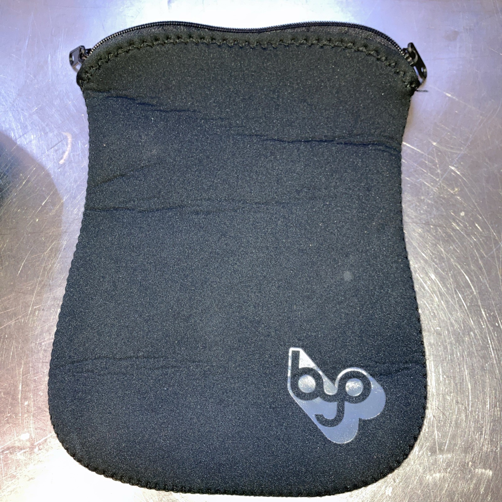Built NY BYO GO GO Netbook Neoprene 10" Sleeve (Black)