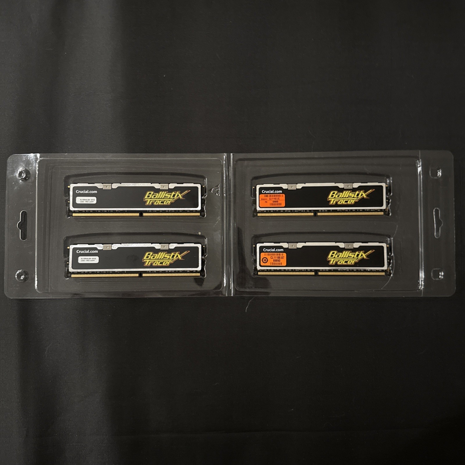 Crucial Ballistix Tracer 4GB 4x1GB DDR2-800 PC2-6400 CL4 LED RAM Lot