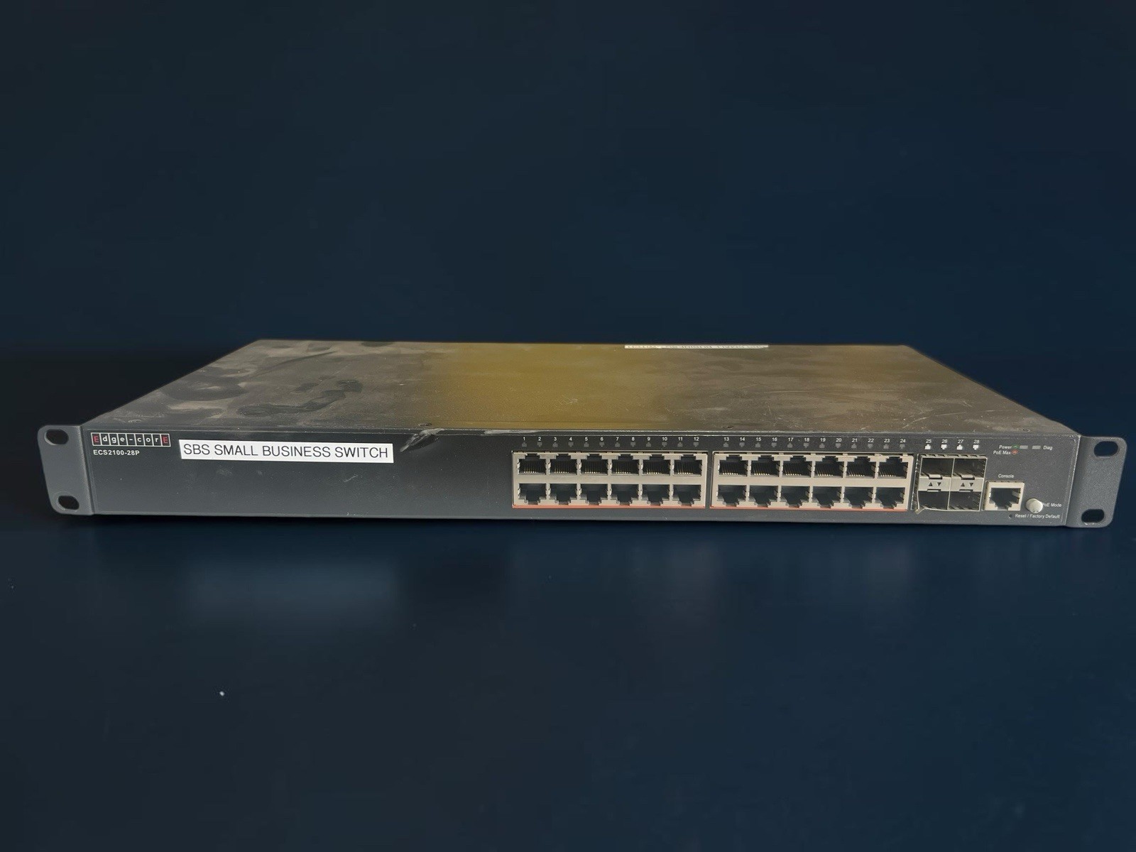 Edge-Core ECS2100-28P 24-Port Gigabit PoE+ Managed Switch 4 SFP Rackmount