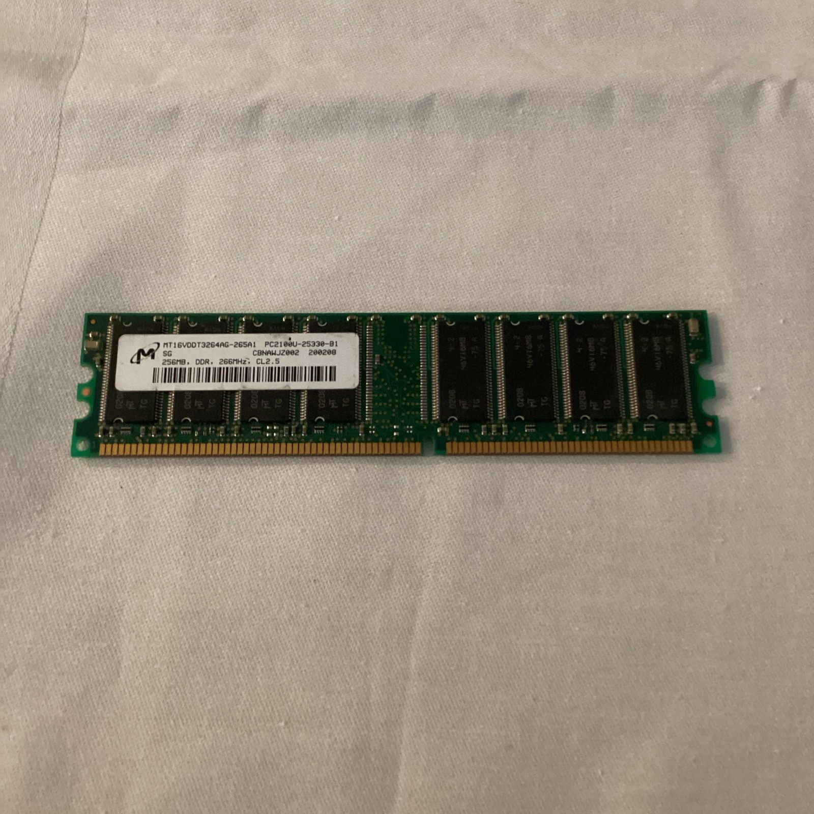 Micron Ram MT16VDDT3264AG-265B1 PC-2100U-25330-B1 256MB DDR 266MHz DIMM  