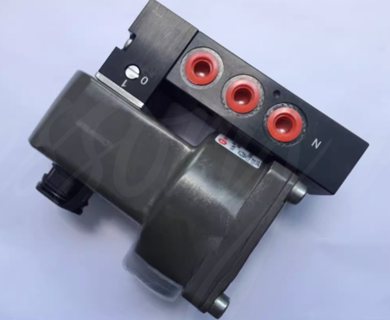 1PC NEW FIT FOR 6215M3740.4610/4600.024.00 Solenoid valve FedEx or DHL