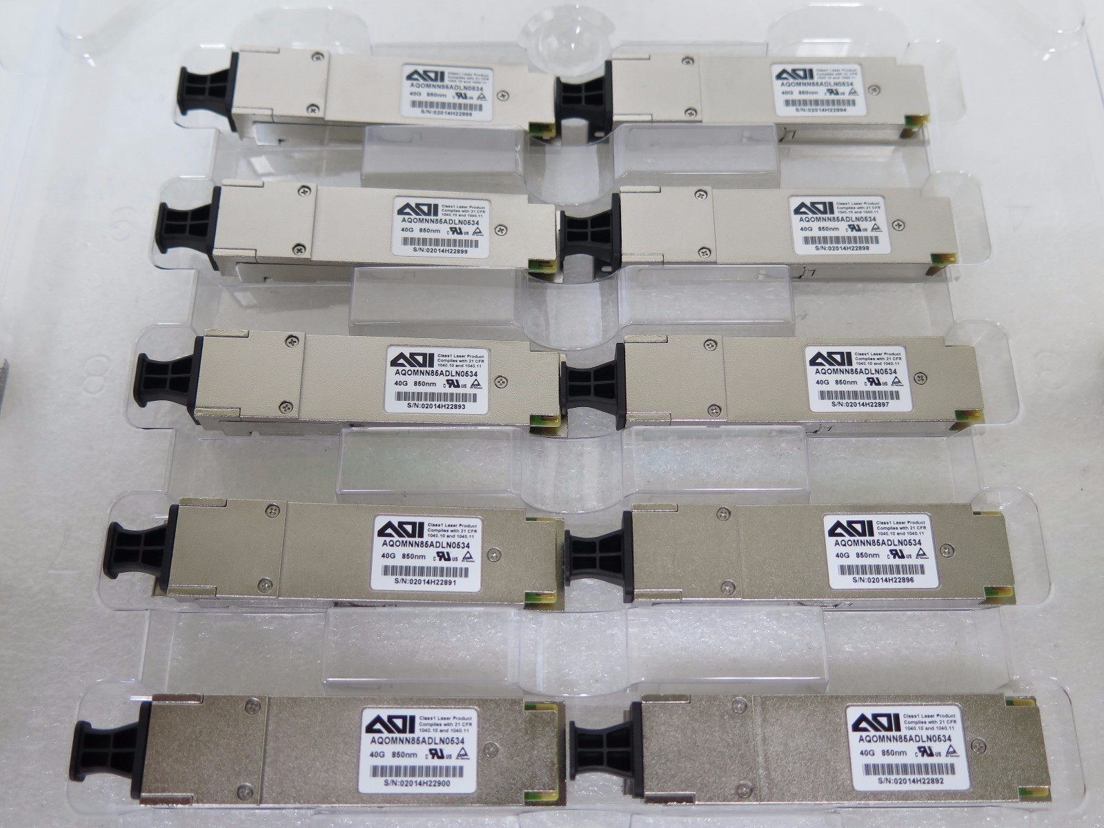NEW Lot of 100 AOI 40GB QSFP+40G-SR4 850nm GBIC Transceivers