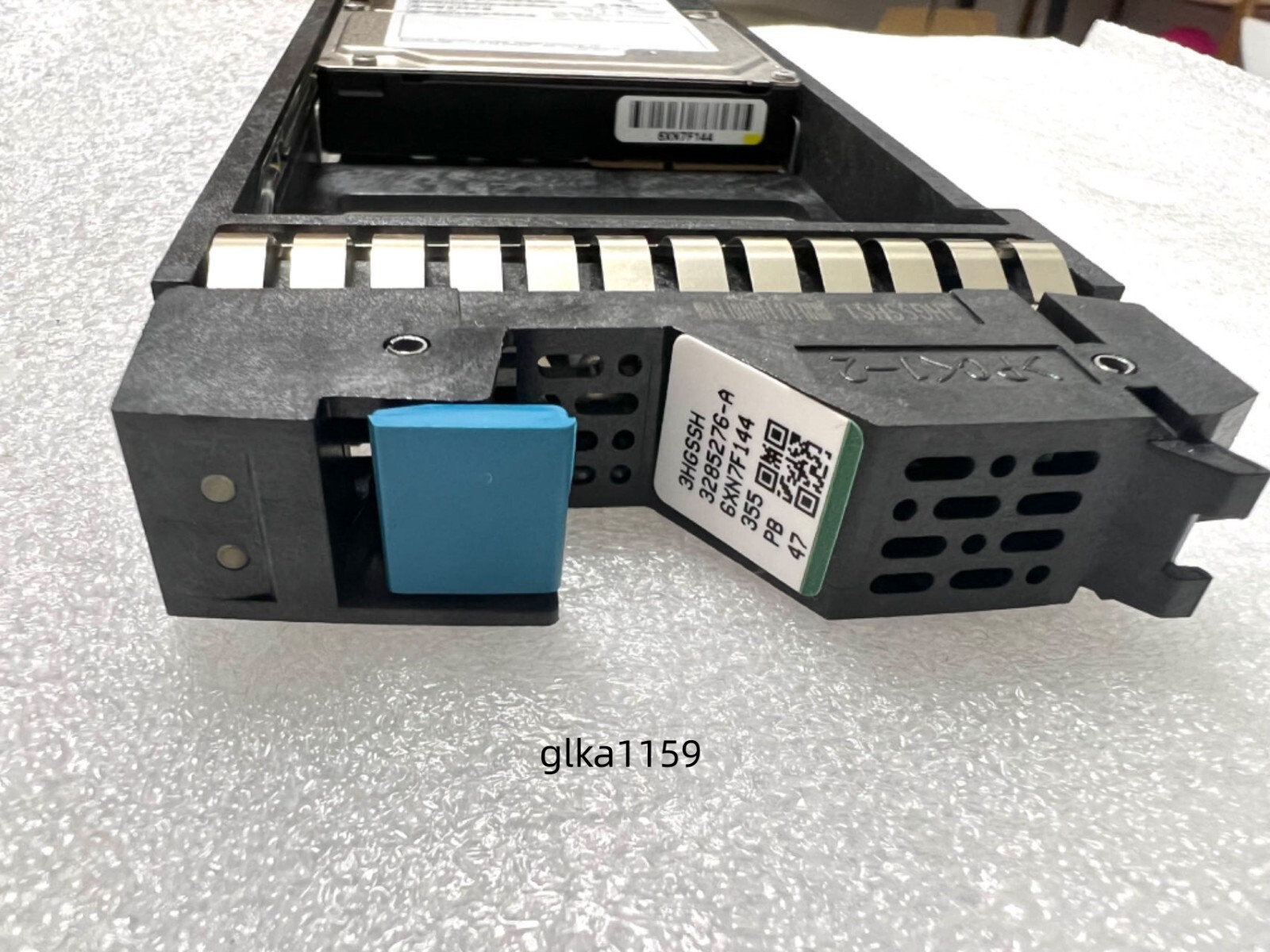HDS 3285276-A 3HGSSH 300G 15K SAS 2.5 HUS110 130 150 storage hard drive