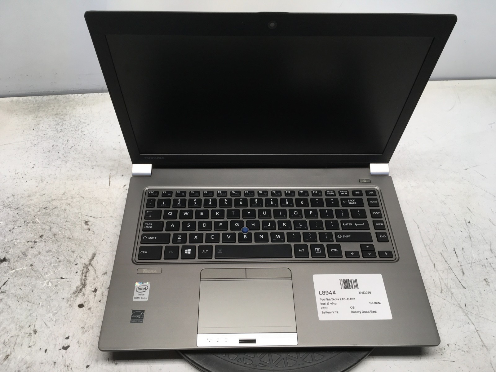 Toshiba Tecra Z40-A1402 Intel i7 vPro No RAM NO HDD