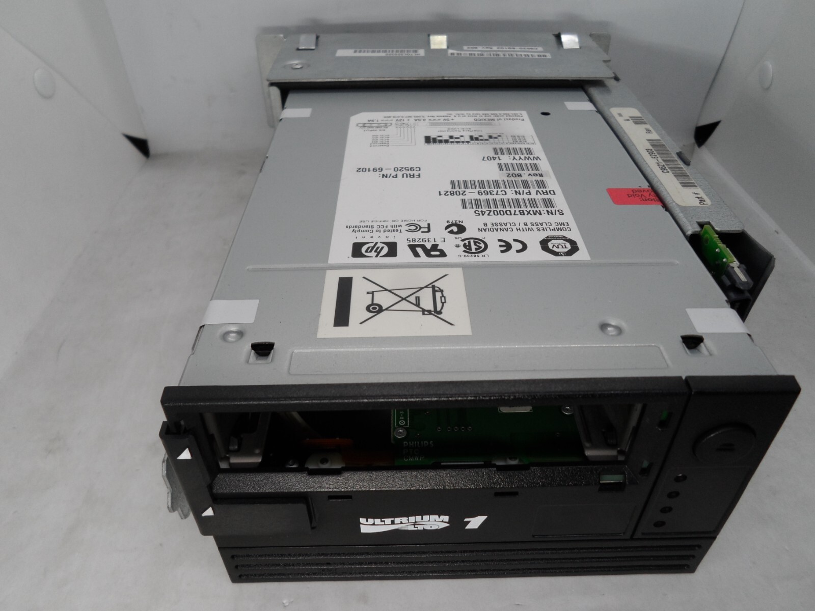 HP loader LTO1 Ultrium1 drive W/Tray FH C7369-20821 C9520-69102 C9521-67903