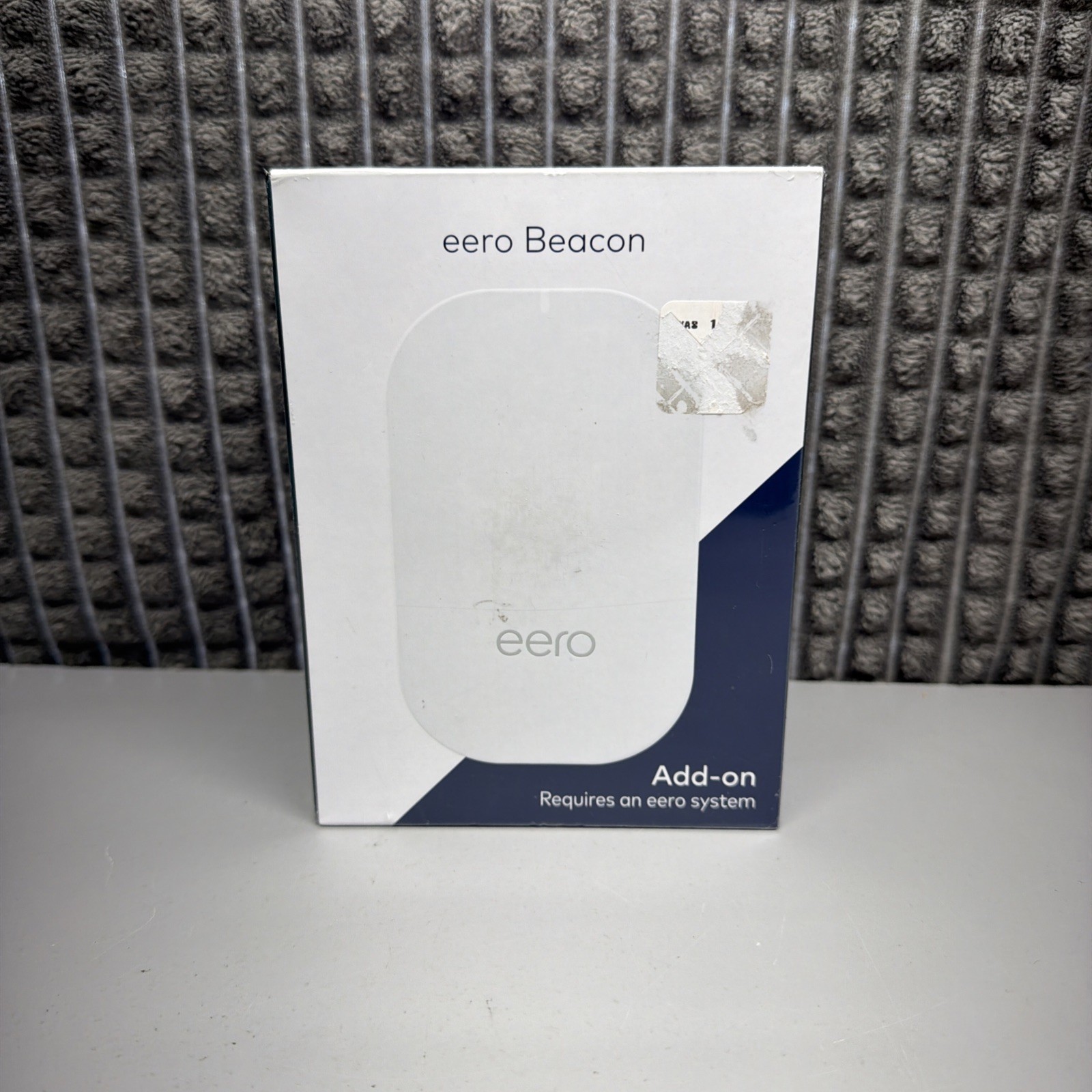 EERO Beacon Mesh WiFi Range Extender Model D010001  NEW