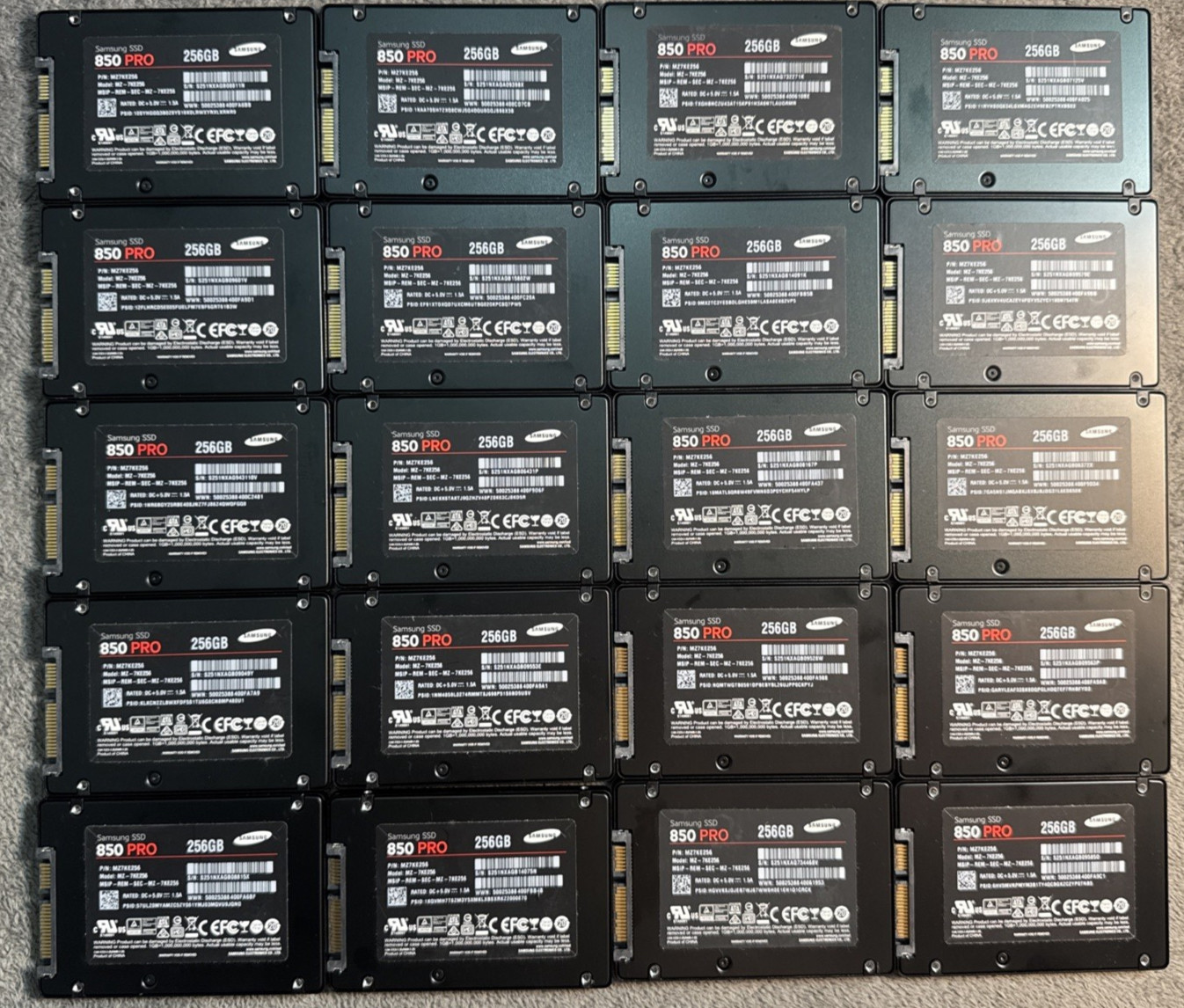 Lot of 20 Samsung 850 Pro 256 GB 2.5" SATA III Solid State Drive MZ-7KE256