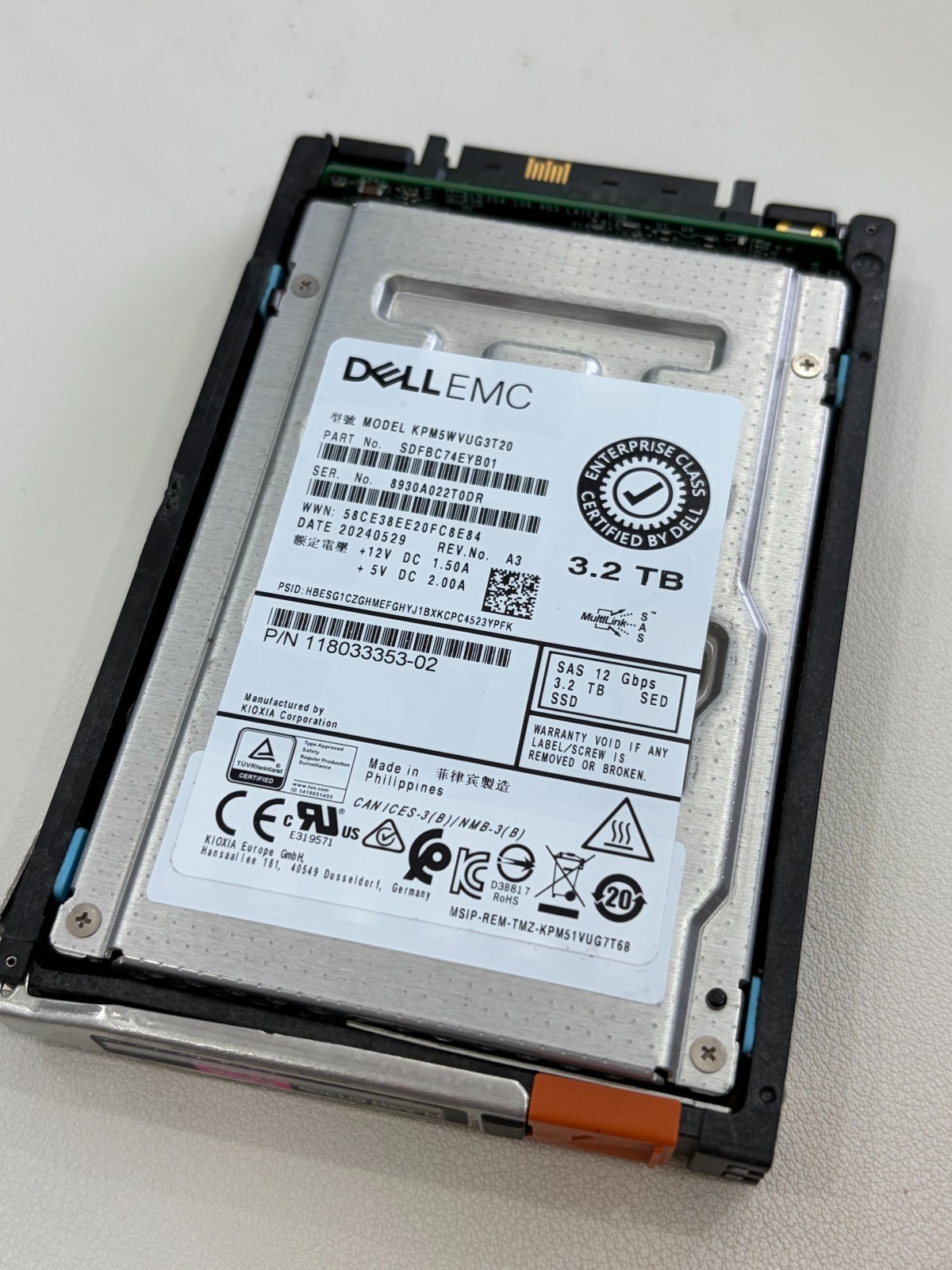 DELL EMC D4-2SFXL-3200 005053575 KPM5WVUG3T20 118033353-02 3.2TB 12Gb SAS SSD