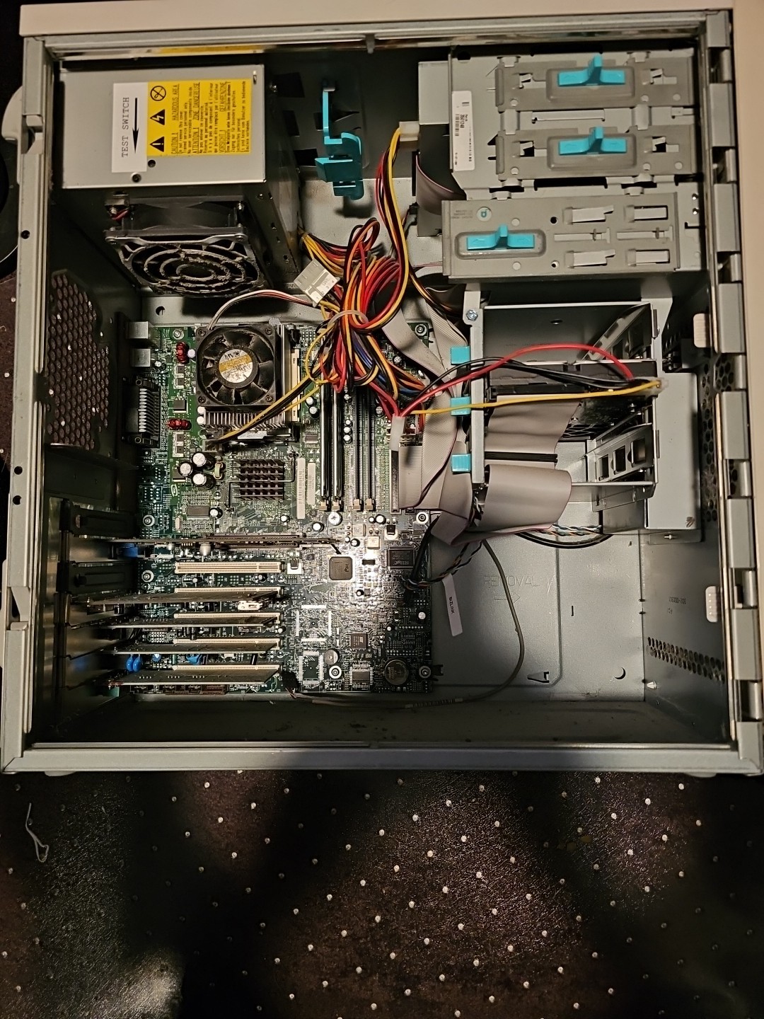 Gateway ATXSTF NOS SELECT 1200 Desktop Computer AMD Athlon 128MB Ram No HDD