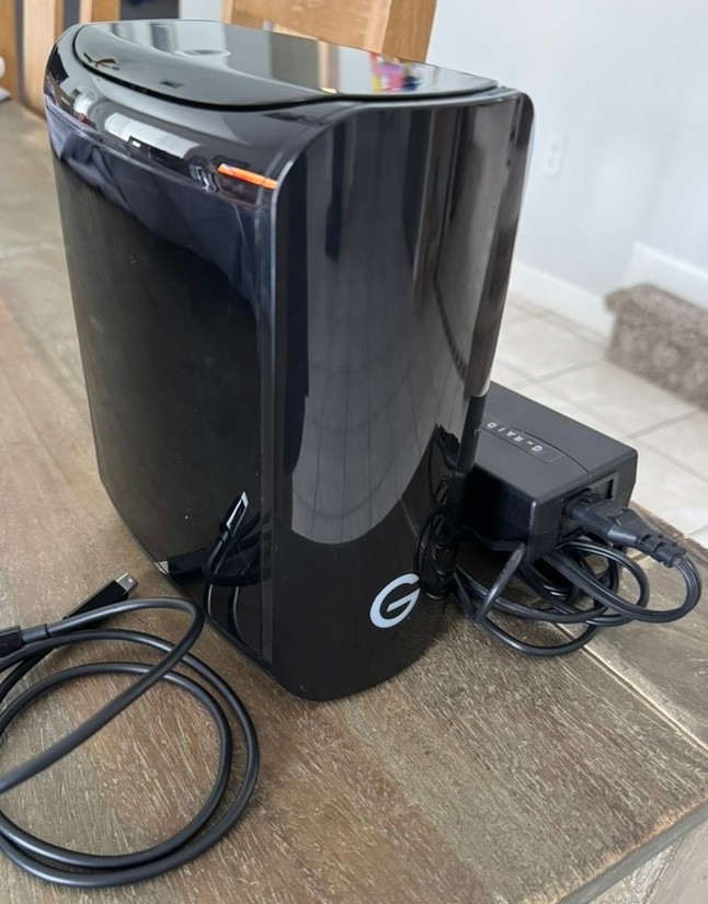 G-RAID Studio External hard drive 6TB Thunderbolt 2 dual bay RAID