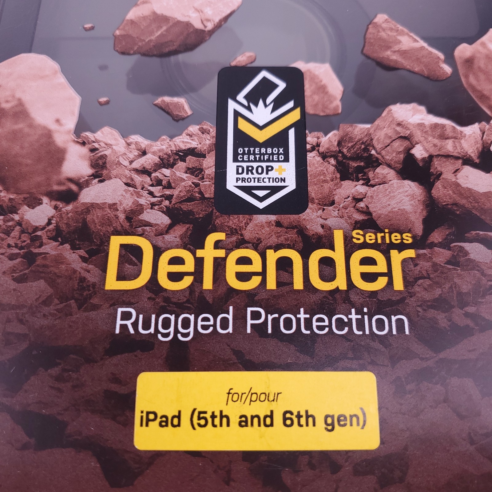 New OtterBox 7755876 Defender Case for Apple iPad 5th and 6th Generation - Black