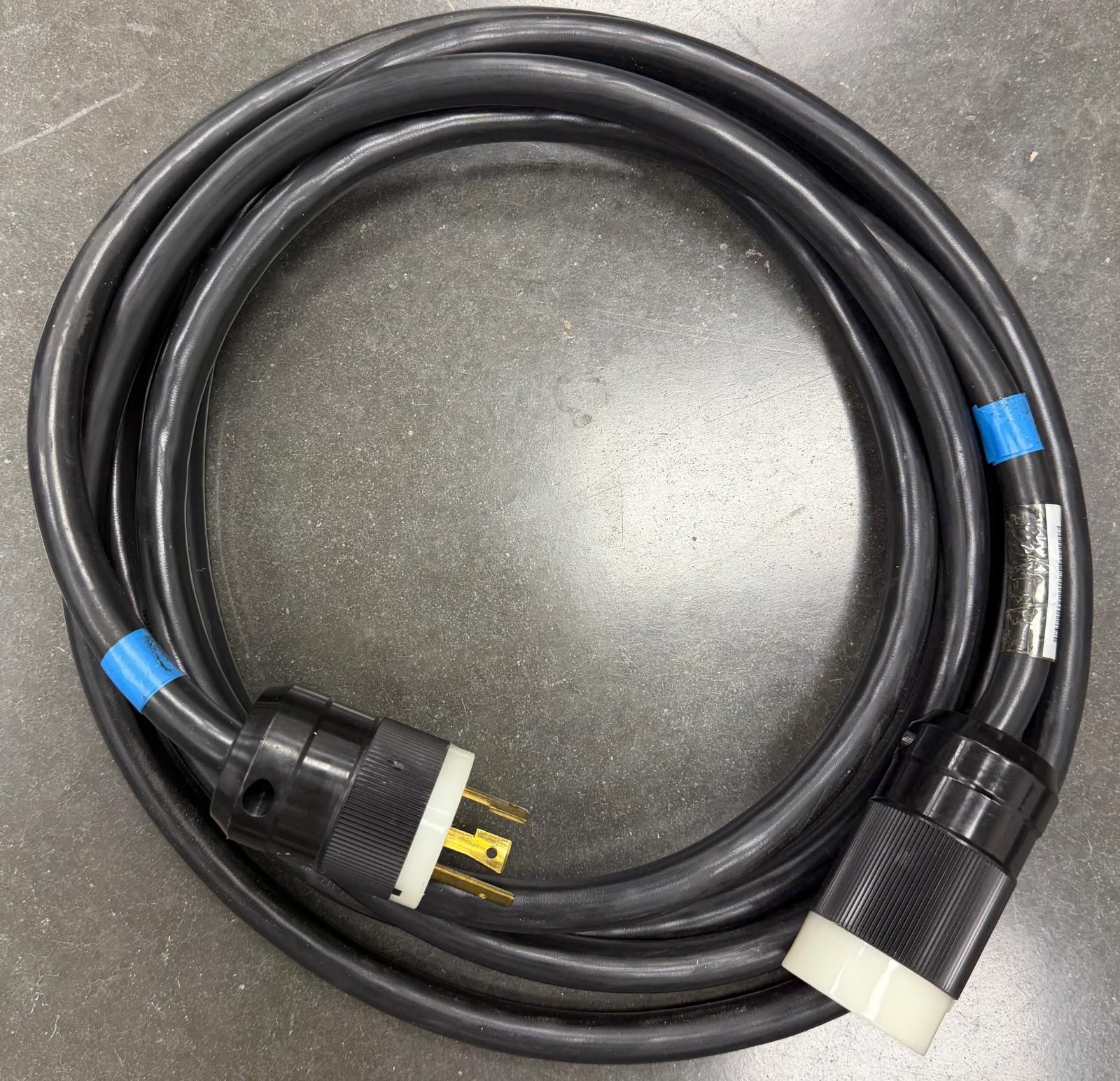 Marinco NEMA L6-30P to L6-30R 15ft 10AWG 30A 250V Locking Power Cable