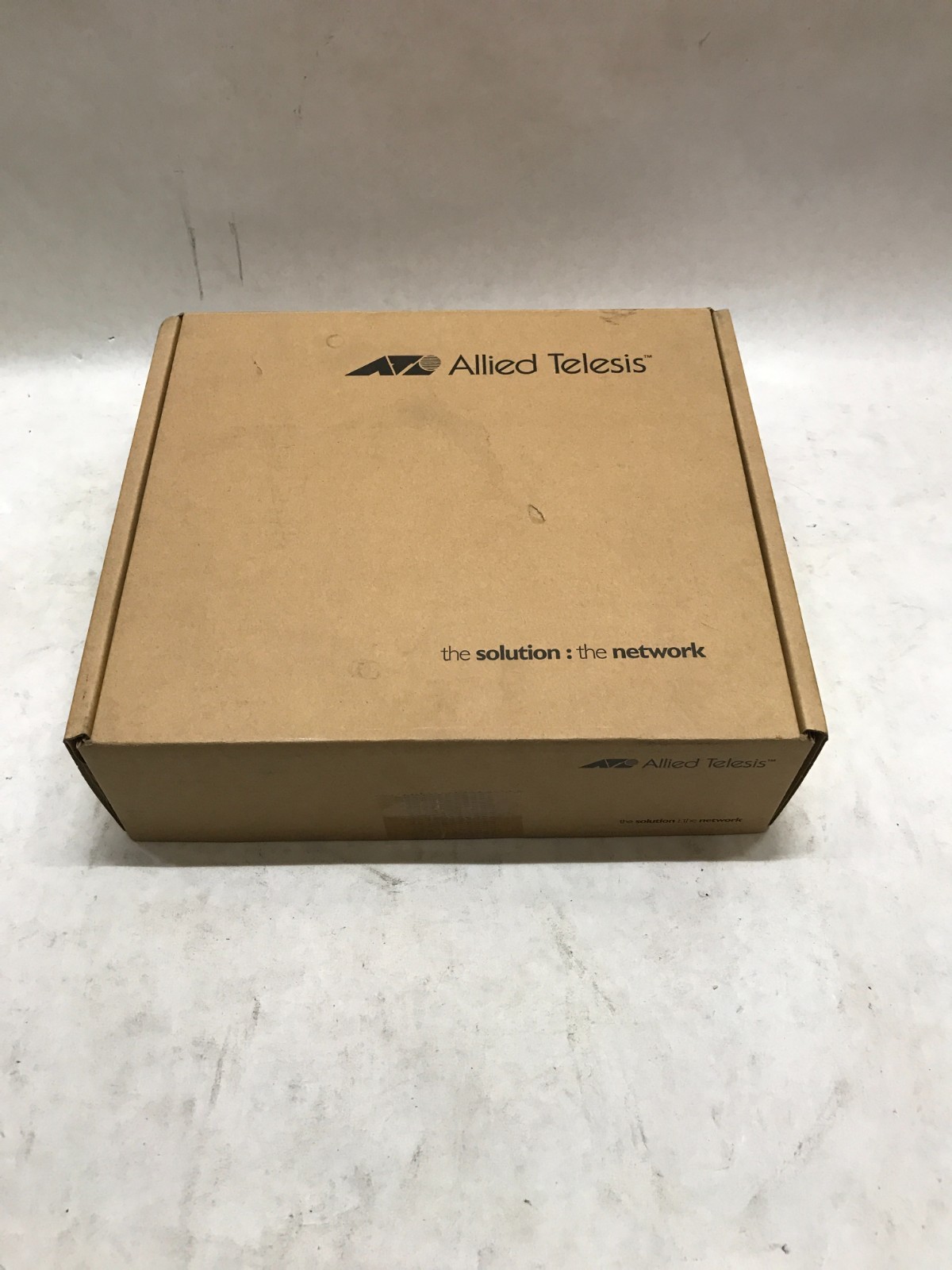 Allied Telesis  AT (AT-GS910/8) 8-Ports External Ethernet Switch New Open Box DW