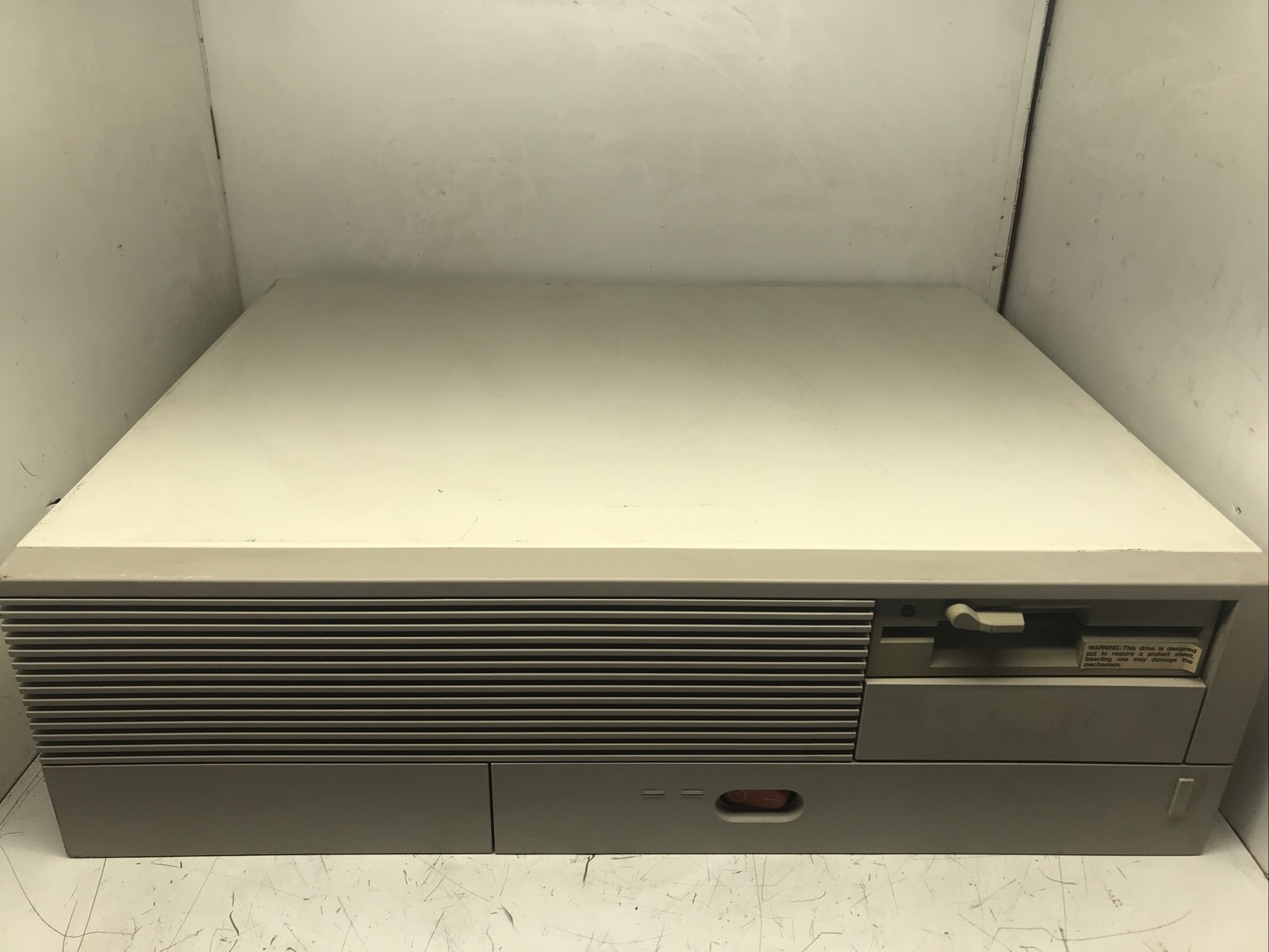 Vintage NCR Desktop Computer Model 3279 *Light Flashes, Untested* sold AS IS