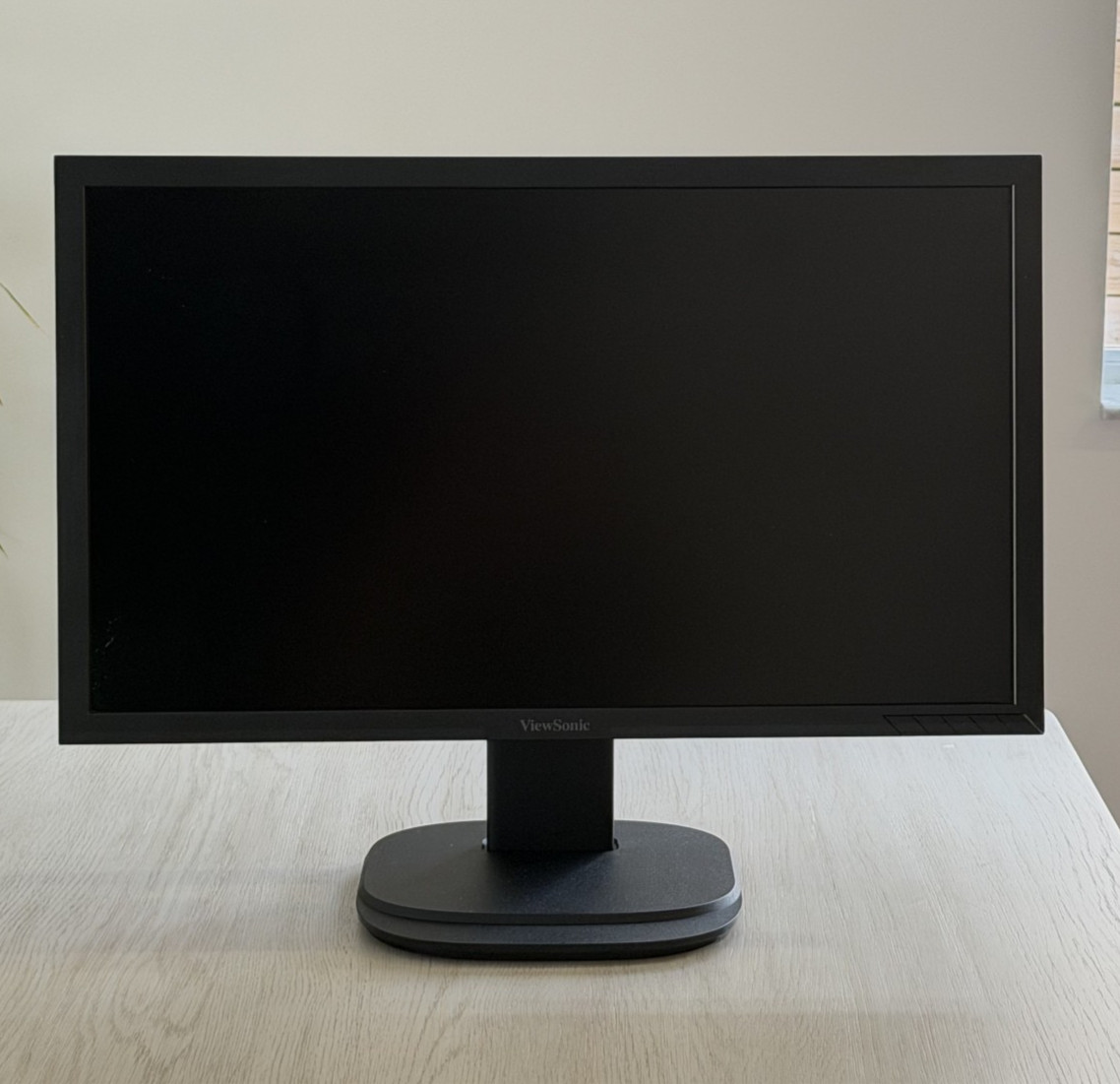 ViewSonic VG2439SMH2 Model Ergonomic Business Monitor 24" Full HD 1080P W/ Stand