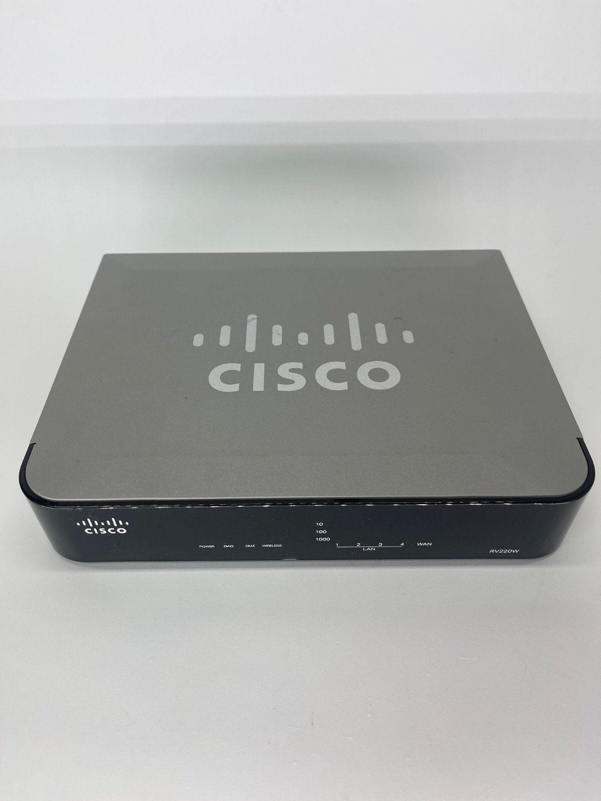 Cisco RV220W Wired/Wireless 4 Port Ethernet Switch Network Security Firewall