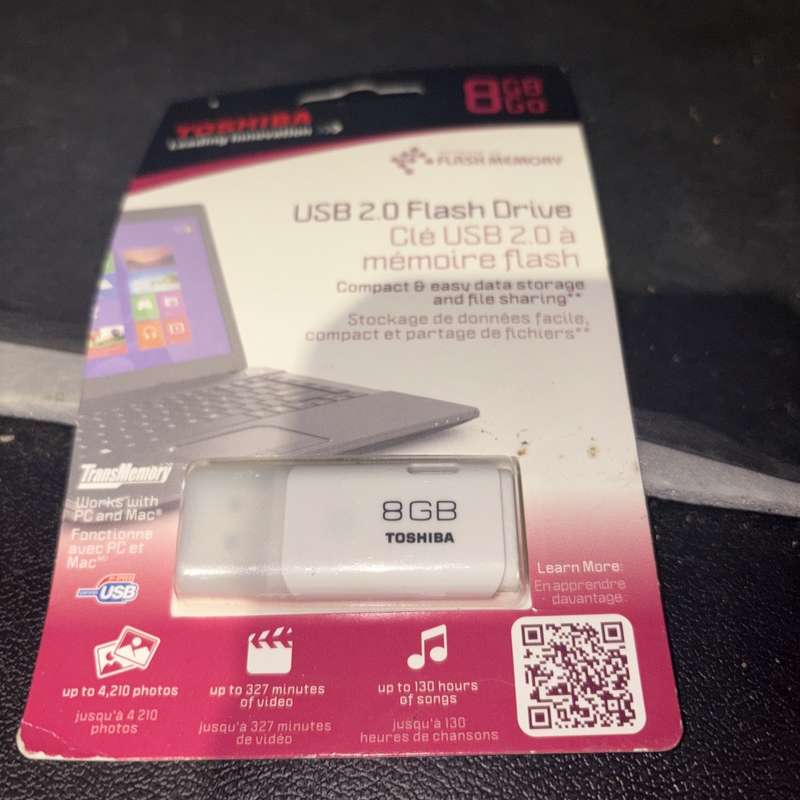 Toshiba TransMemory USB 2.0 Flash Drive, 8 G B