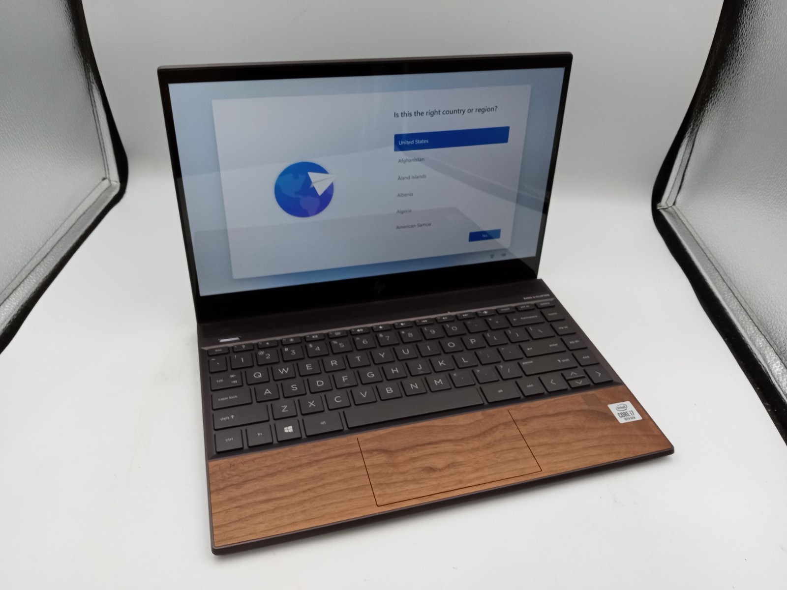 HP ENVY 13-aq1175nr 13" Touchscreen i7-10510U 8GB 128GB SSD Windows 11 -RR