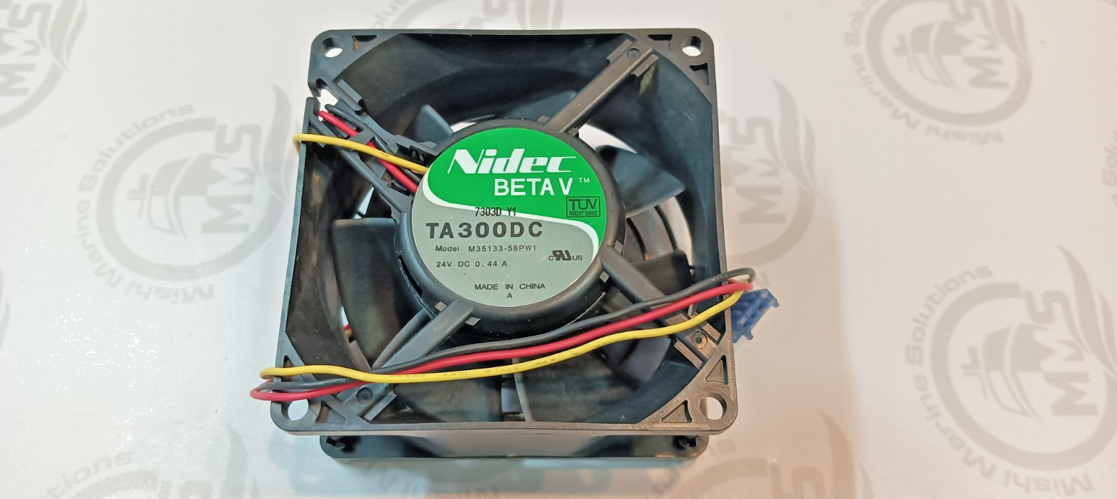 NIDEC BETA V TA300DC M35133-58PW1 24V DC 80mm 3-Wire Cooling Fan Pack of 2