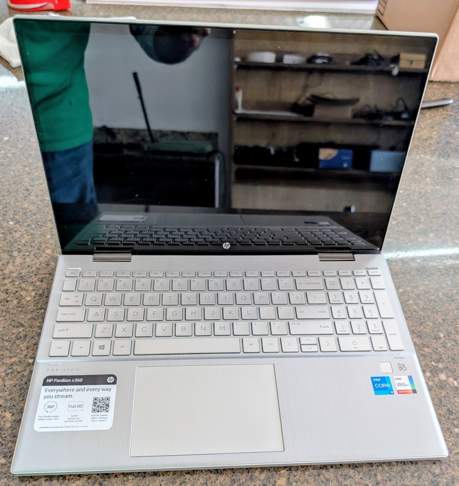 HP 15-er0056cl Pavilion x360 Convertible 15.6" Touchscreen 8GB RAM No HD/OS