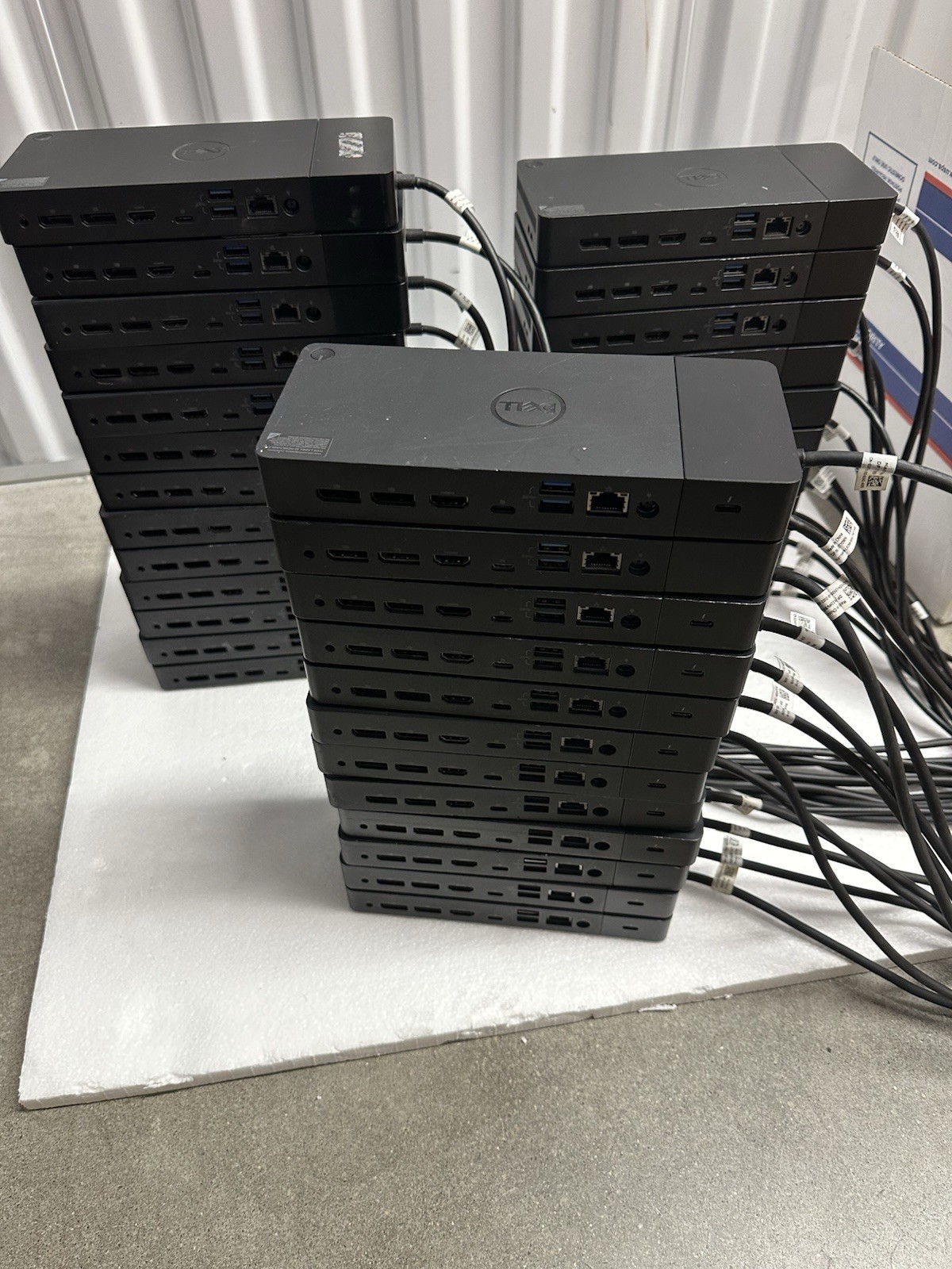 Lot of 37 Dell  WD19S WD19 WD19TB WD19TBS Only  Docking Station No AC USED