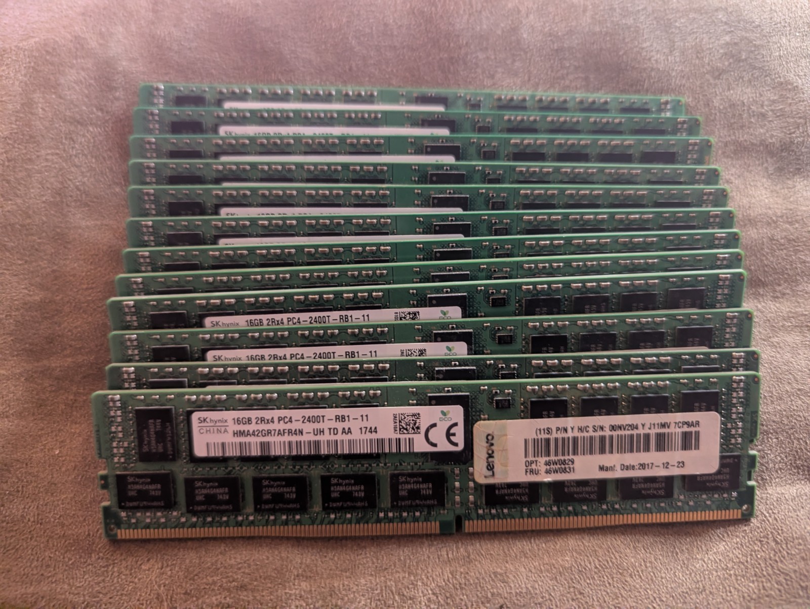 SK hynix Lenovo 46W0831 192GB lot of 12 16GB DDR4 truDDR4 ECC Reg PC4-2400T RAM 