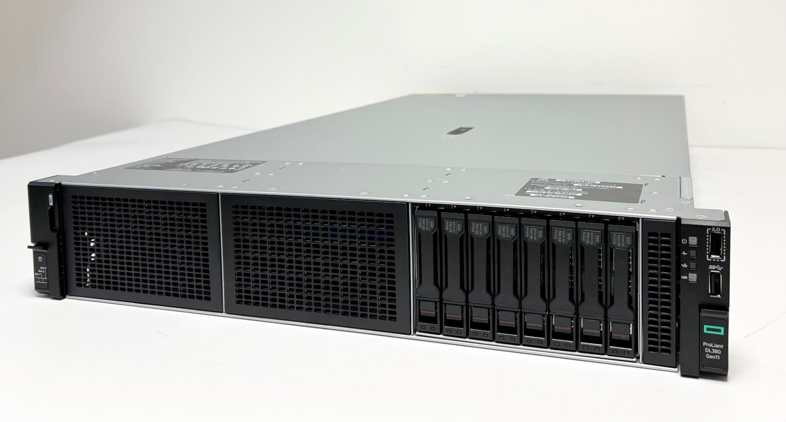 HPE DL380 Gen11 4410Y 24-Cores 512GB-R MR408i-o 8x 800GB SSD 2x 800W 2U Server