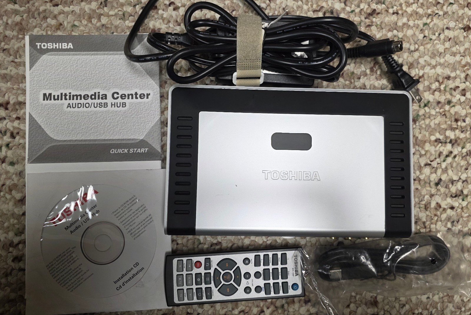 Toshiba Multimedia Center Audio/USB Hub - SB0500