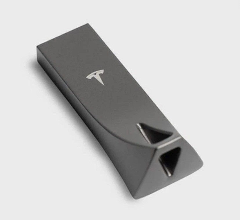 Tesla 128GB OEM USB (Genuine OEM SAMSUNG USB)
