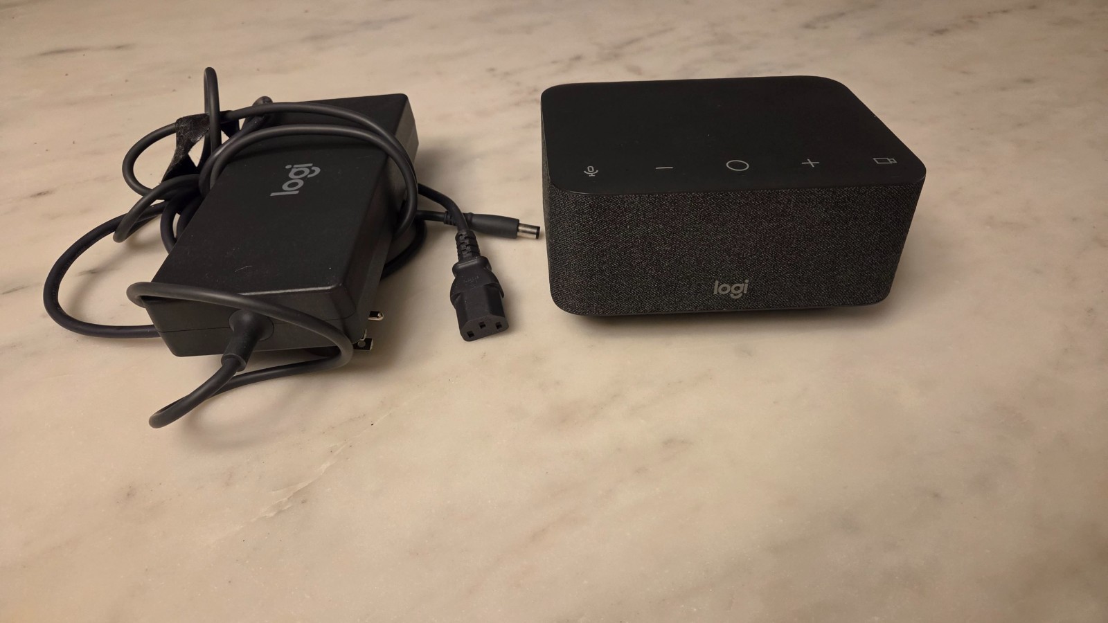 Logi Dock All in One Logitech Docking Station with Speaker