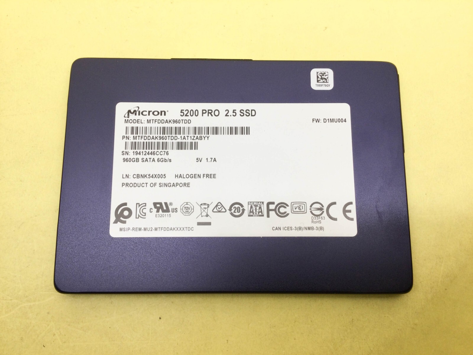 Micron 5200 PRO 960GB SATA 6Gbps 2.5'' Internal SSD MTFDDAK960TDD