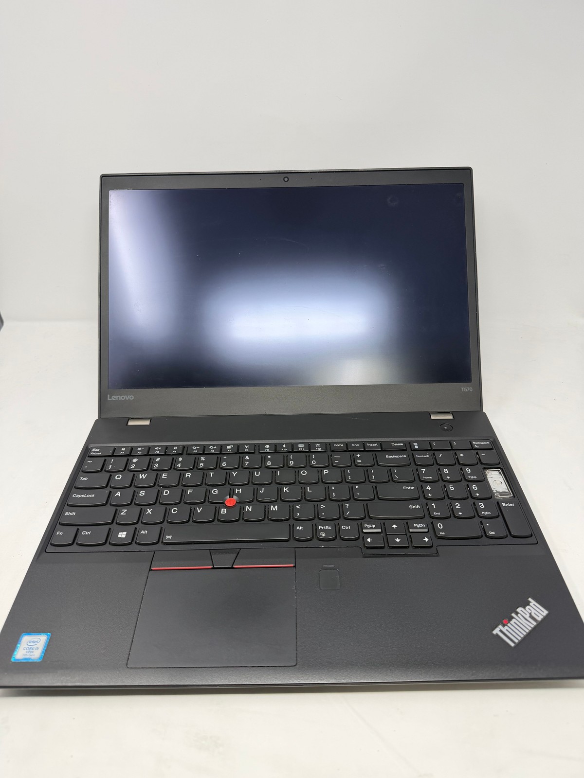 Lenovo ThinkPad T570 i5-7300U 8GB Touch No HD No Battery Grade B