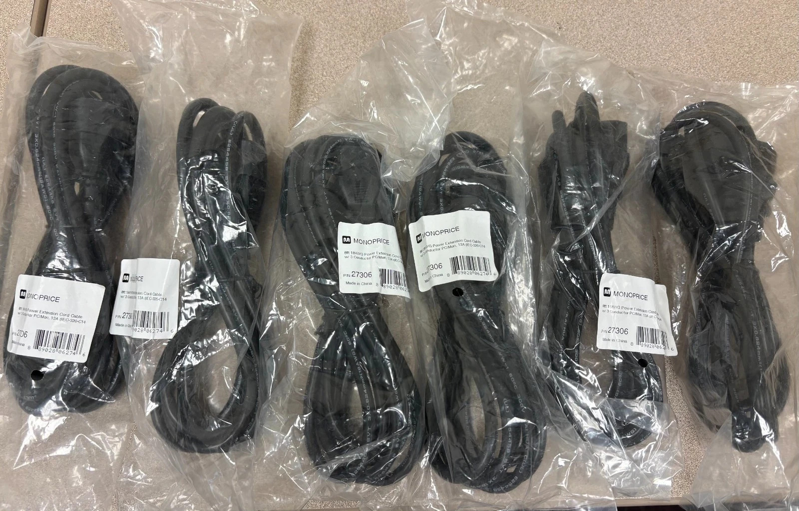 Monoprice 8-foot 18AWG power extension cord cable w/3 conductor PC/Mon 13A