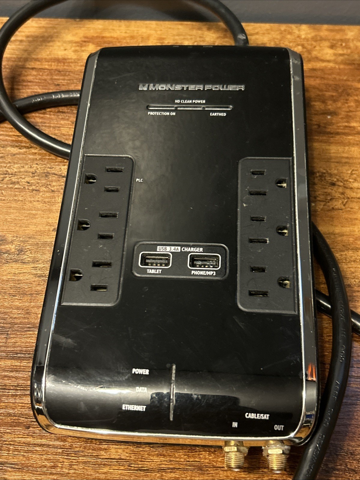 Monster Power P EFL 800 Surge Protector 8 Outlets Dual USB 3.4A HD Clean Power