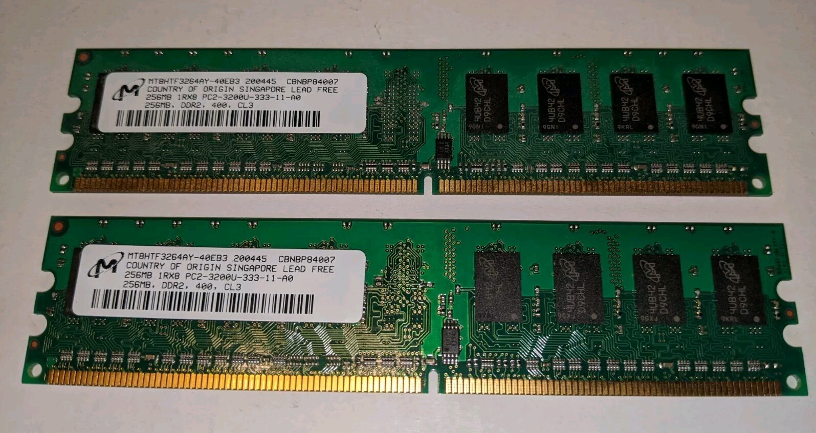 2x Micron 256MB DDR2 1Rx8 PC2-3200U-333-11-A0 MT8HTF3264AY-40EB3 RAM 512mb total