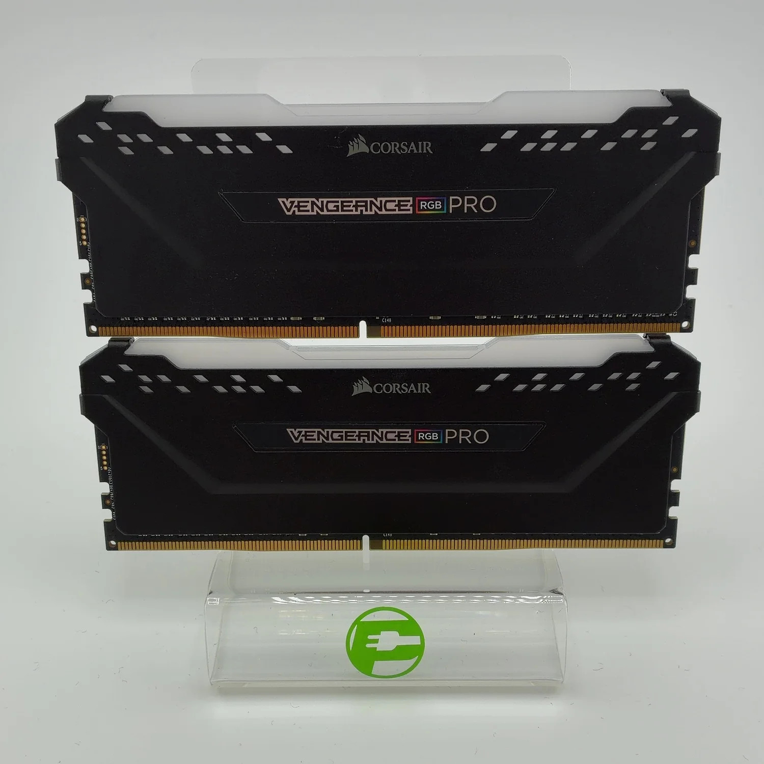 Corsair Vengeance RGB Pro 64GB (2x32GB) RAM DDR4 3200MHz CMW64GX4M2E3200C18