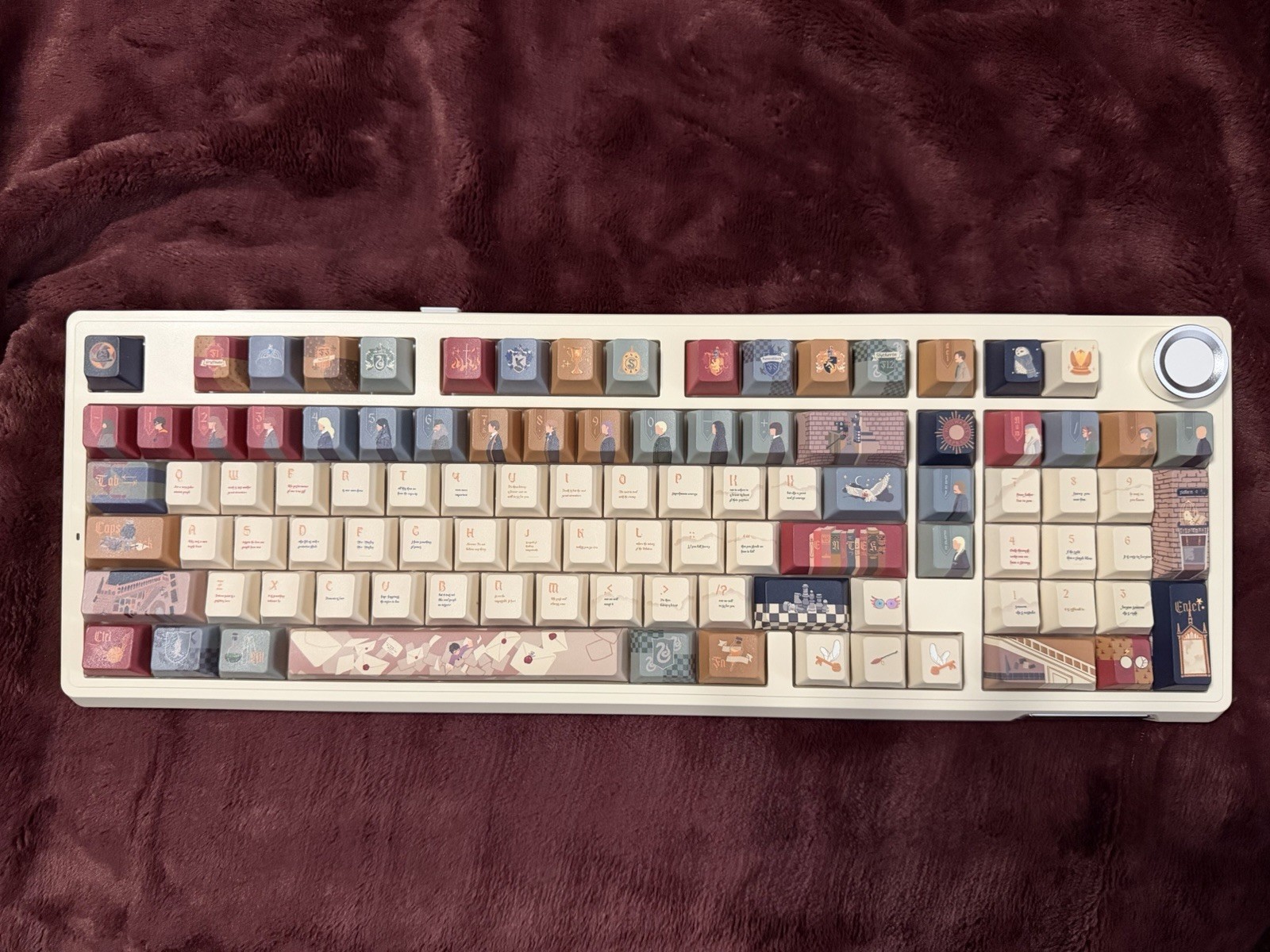 Brand New SOLAKAKA KI99 Pro Mechanical Keyboard | Harry Potter Themed Keycap Set