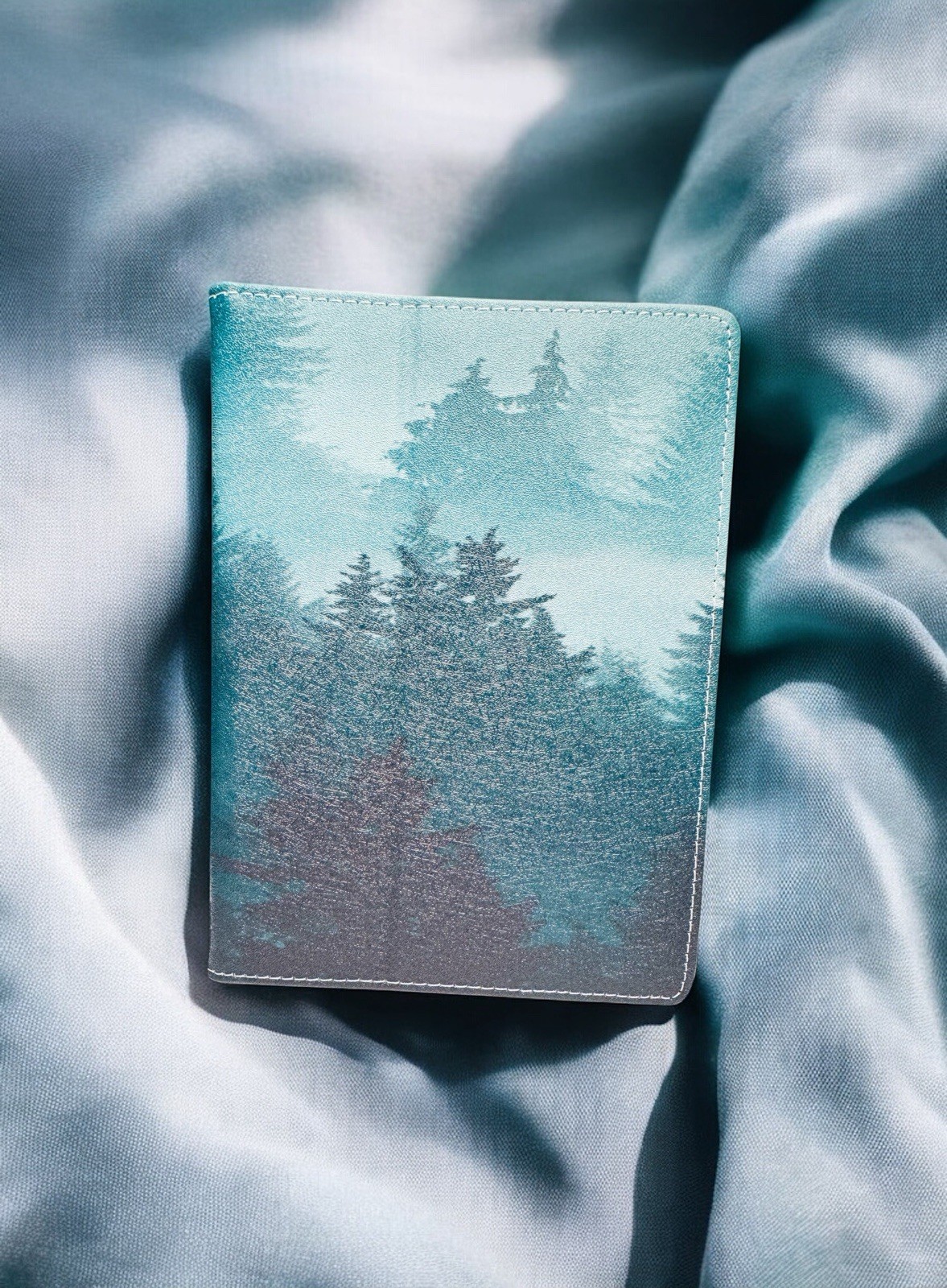 MoKo (BSC) Case for 6’- 6.8” E- Book Reader (Tablet, Green Forest